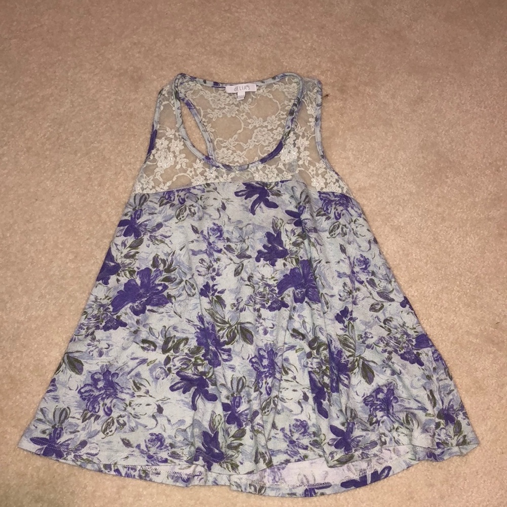 Flowy, floral Summer Tank with Lace Trim